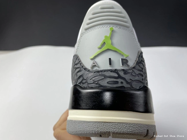 Kick Theory 136064-006 Jordan Chlorophyll Air Retro 3 0716